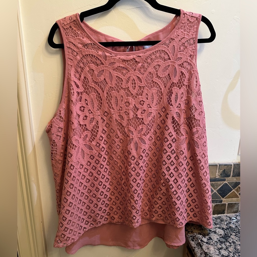 Loft pink lace top